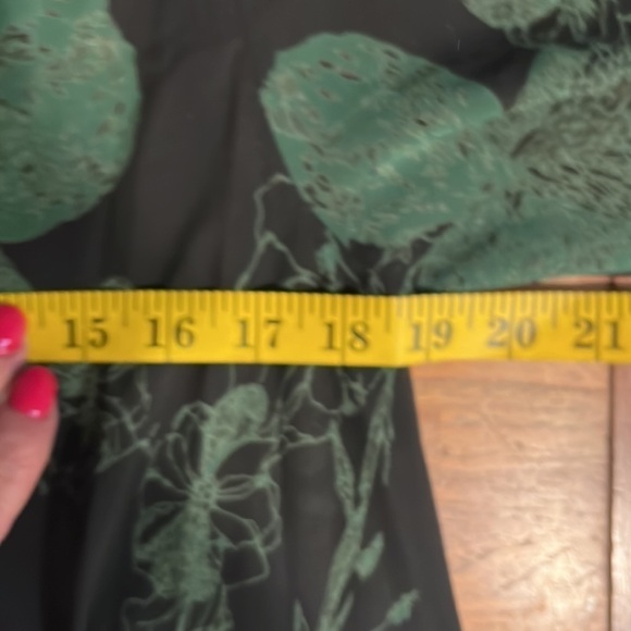 Chris & CAROL KIMONO SIZE SMALL - Picture 9 of 11